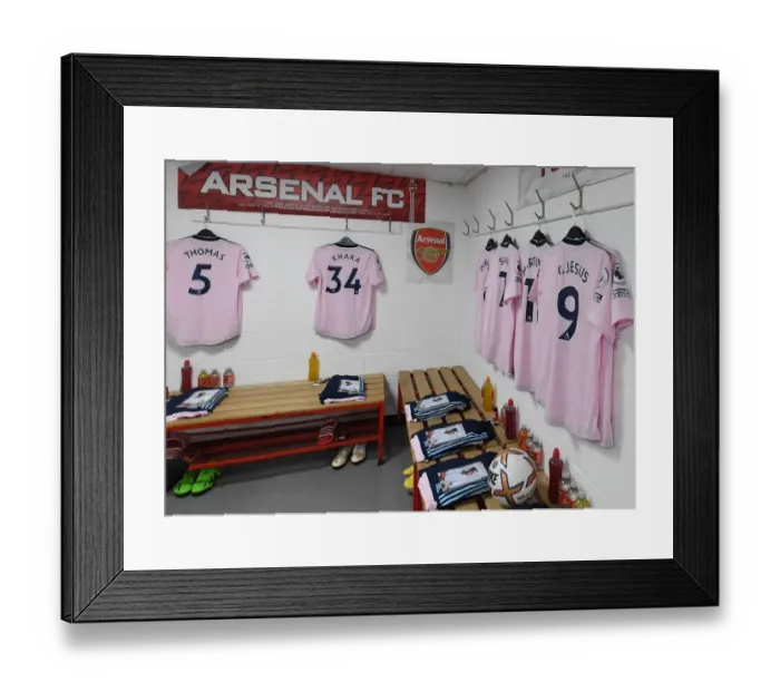 Framed Print : Arsenal FC: Pre-Match Huddle at AFC Bournemouth's Vitality Stadium (2022-23)