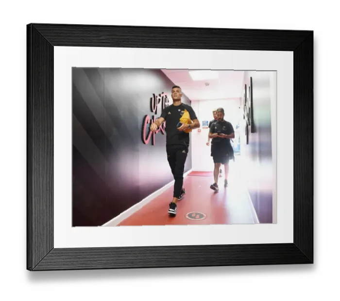 Framed Print : Granit Xhaka Gears Up: AFC Bournemouth vs Arsenal FC, Premier League 2022-23