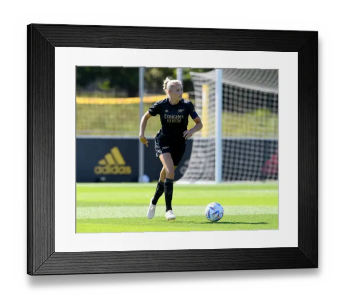 Framed Print : Arsenal Women Train at Adidas Facility in Germany: A Behind-the-Scenes Look Framed Print : Arsenal Women Train at Adidas Facility in Germany: A Behind-the-Scenes Look