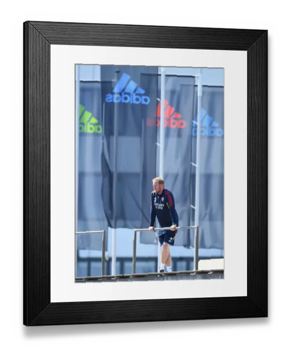 Framed Print : Arsenal Women Train at Adidas Facility in Germany Framed Print : Arsenal Women Train at Adidas Facility in Germany