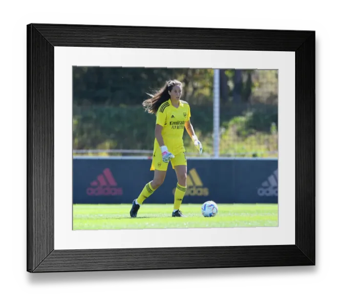 Framed Print : Arsenal Women Train at Adidas Facility in Herzogenaurach, Germany Framed Print : Arsenal Women Train at Adidas Facility in Herzogenaurach, Germany