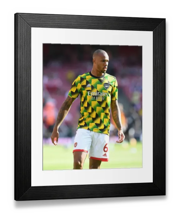 Framed Print : Gabriel Magalhaes Gears Up: Arsenal's Readiness Against Fulham (2022-23)
