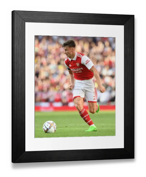 Framed Print : Arsenal's Kieran Tierney in Action: Arsenal vs Fulham, 2022-23 Premier League Framed Print : Arsenal's Kieran Tierney in Action: Arsenal vs Fulham, 2022-23 Premier League