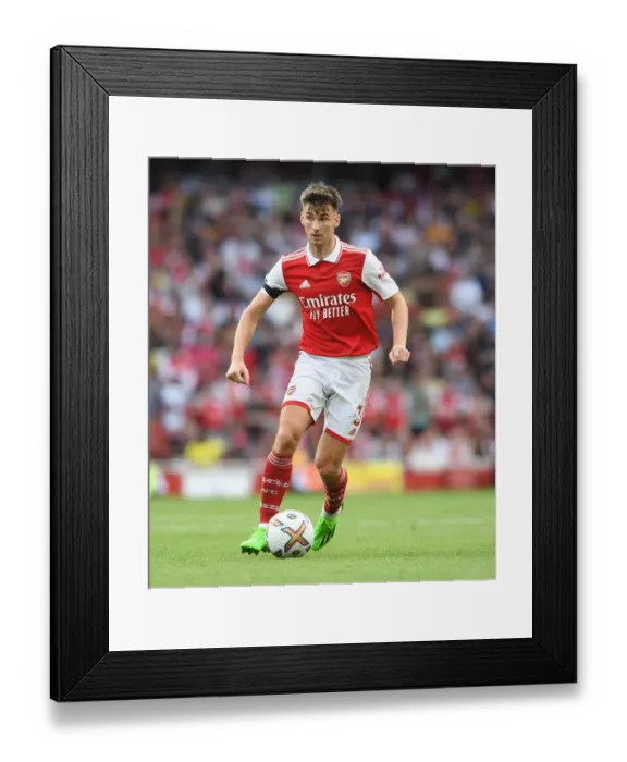 Framed Print : Arsenal's Kieran Tierney in Action: Arsenal vs Fulham, 2022-23 Premier League
