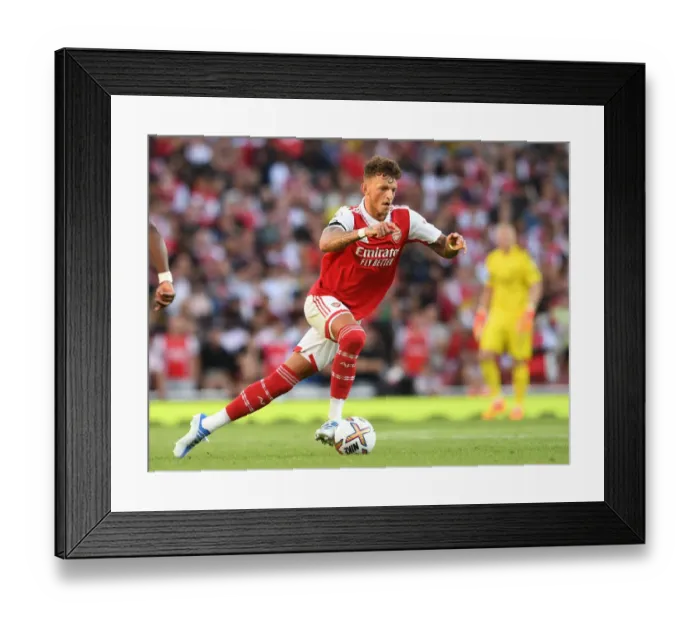 Framed Print : Arsenal's Ben White in Action: Arsenal vs. Fulham, 2022-23 Premier League Framed Print : Arsenal's Ben White in Action: Arsenal vs. Fulham, 2022-23 Premier League