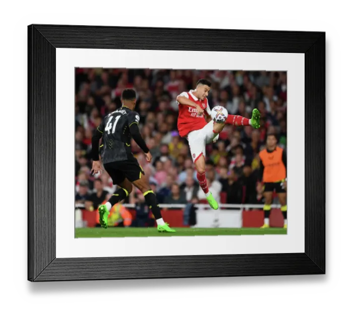 Framed Print : Martinelli Makes Epic Debut: Arsenal's New Star Dazzles Against Aston Villa (August 2022) Framed Print : Martinelli Makes Epic Debut: Arsenal's New Star Dazzles Against Aston Villa (August 2022)