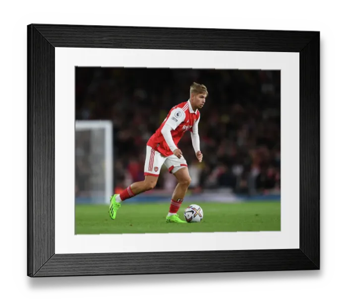 Framed Print : Emile Smith Rowe Shines: Arsenal's Triumph Over Aston Villa (August 2022) Framed Print : Emile Smith Rowe Shines: Arsenal's Triumph Over Aston Villa (August 2022)