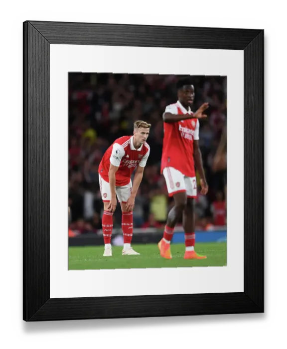Framed Print : Arsenal vs Aston Villa: Rob Holding in Action at Emirates Stadium (2022-23 Premier League) Framed Print : Arsenal vs Aston Villa: Rob Holding in Action at Emirates Stadium (2022-23 Premier League)