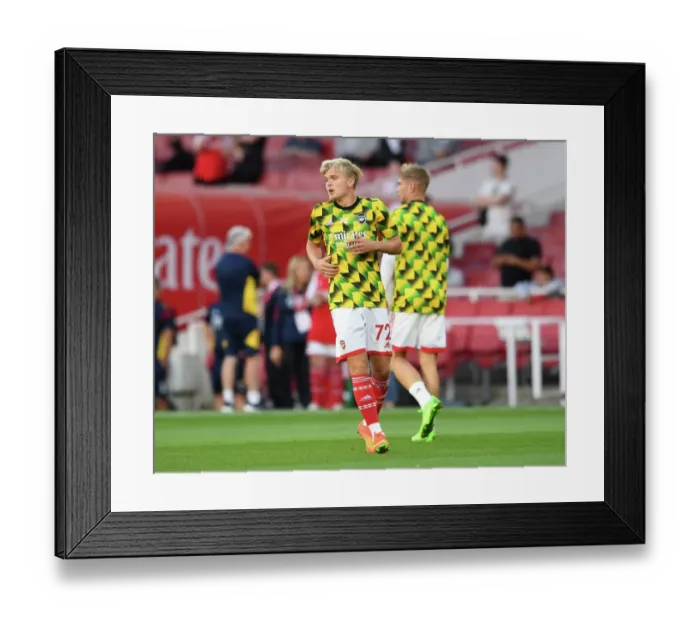 Framed Print : Arsenal FC vs Aston Villa: Tom Smith's Focus before Premier League Clash (2022-23)
