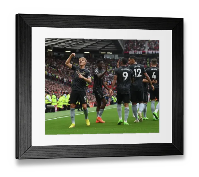 Framed Print : Saka Scores the Winner: Manchester United vs. Arsenal in the 2022-23 Premier League Framed Print : Saka Scores the Winner: Manchester United vs. Arsenal in the 2022-23 Premier League