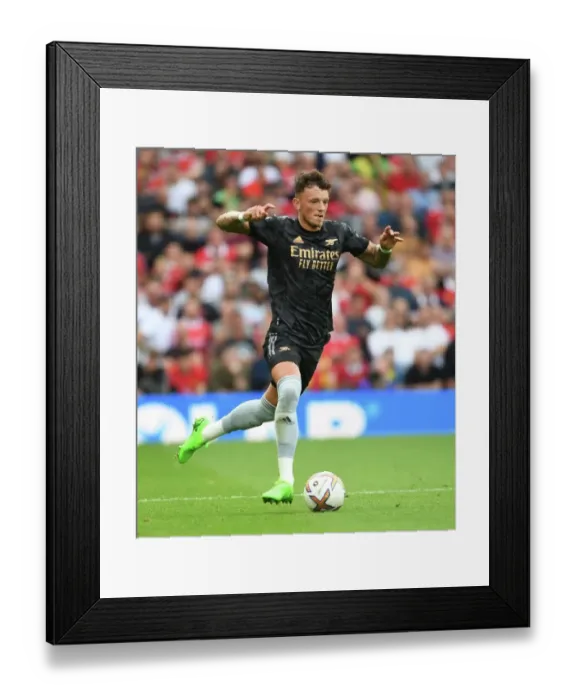 Framed Print : Arsenal's Ben White Faces Off Against Manchester United in Premier League Showdown (2022-23) Framed Print : Arsenal's Ben White Faces Off Against Manchester United in Premier League Showdown (2022-23)