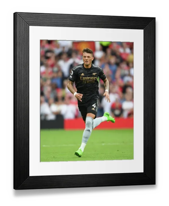 Framed Print : Arsenal's Ben White Stands Out: Battle for Premier League Dominance - Manchester United vs. Arsenal (2022-23)