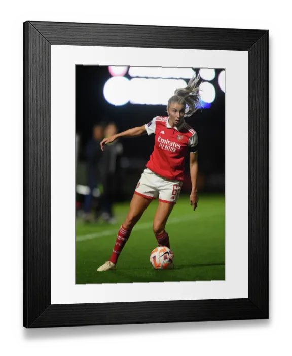 Framed Print : Arsenal Women vs Brighton & Hove Albion Women: 2022-23 Barclays Womens Super League Clash at Meadow Park