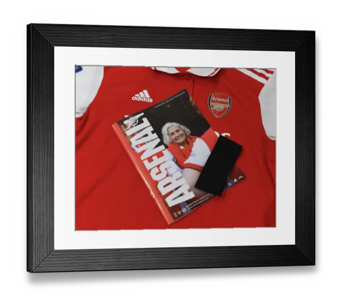 Framed Print : Arsenal WFC Mourns the Passing of The Queen: Arsenal vs. Brighton & Hove Albion WFC in the Barclays Womens Super League Framed Print : Arsenal WFC Mourns the Passing of The Queen: Arsenal vs. Brighton & Hove Albion WFC in the Barclays Womens Super League