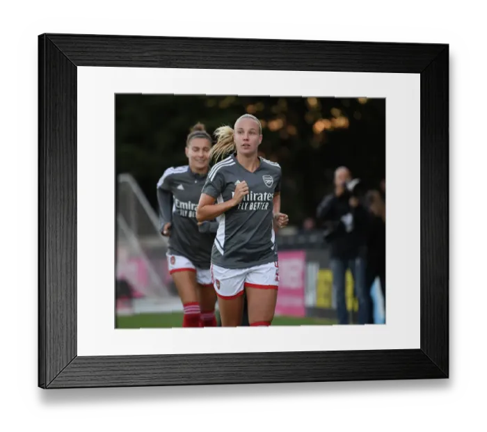 Framed Print : Arsenal's Beth Mead Prepares for Super League Clash Against Brighton & Hove Albion Framed Print : Arsenal's Beth Mead Prepares for Super League Clash Against Brighton & Hove Albion