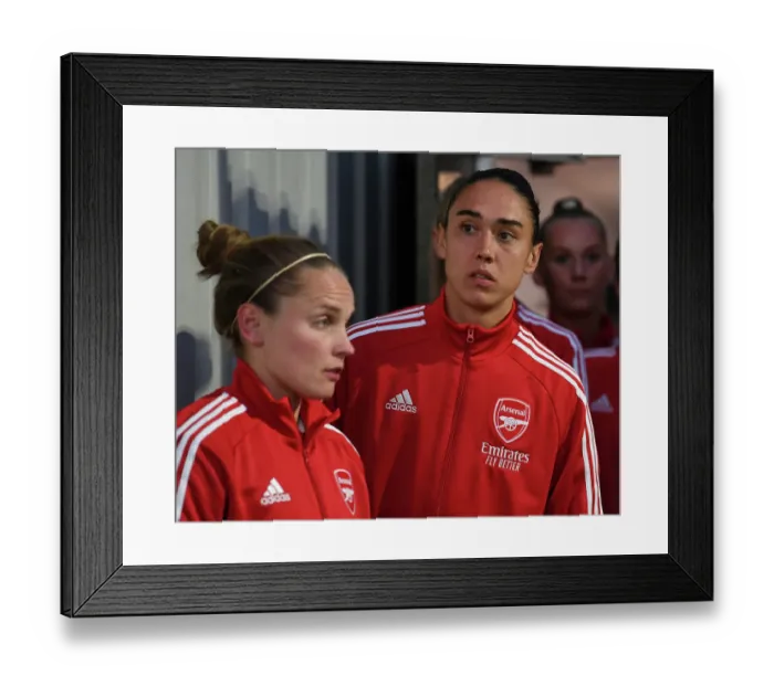 Framed Print : Arsenal WFC vs Brighton & Hove Albion WFC: FA Women's Super League Showdown at Meadow Park - Arsenal's Manuela Zinsberger Gears Up