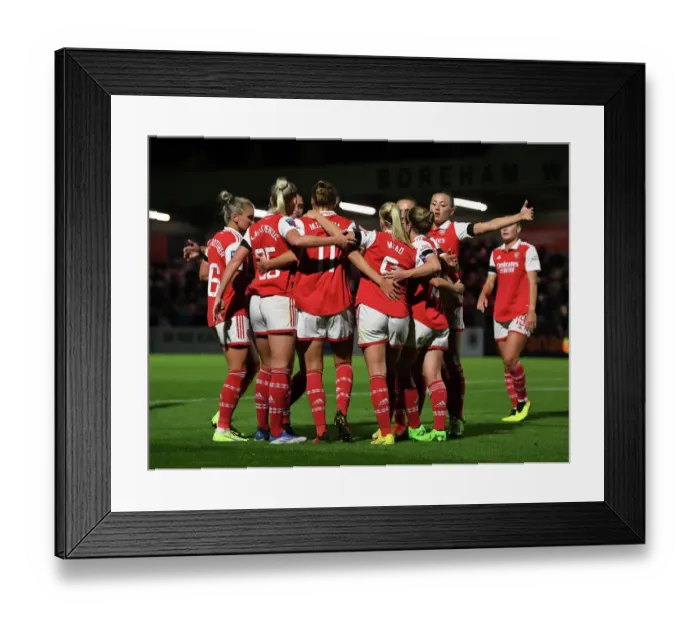 Framed Print : Arsenal's Beth Mead Scores Hat-Trick in Super League Win Against Brighton Framed Print : Arsenal's Beth Mead Scores Hat-Trick in Super League Win Against Brighton