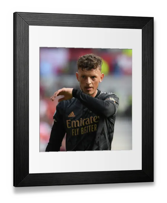 Framed Print : Ben White in Action: Arsenal vs Brentford, 2022-23 Premier League Framed Print : Ben White in Action: Arsenal vs Brentford, 2022-23 Premier League