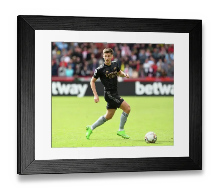 Framed Print : Kieran Tierney in Action: Brentford vs Arsenal, Premier League 2022-23 Framed Print : Kieran Tierney in Action: Brentford vs Arsenal, Premier League 2022-23