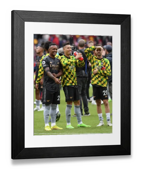 Framed Print : Arsenal's Marquinhos, Martinelli, and Vieira Celebrate Victory over Brentford in 2022-23 Premier League Framed Print : Arsenal's Marquinhos, Martinelli, and Vieira Celebrate Victory over Brentford in 2022-23 Premier League