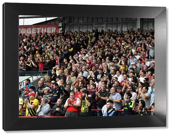 Arsenal Fans Pay Tribute to the Queen: Brentford vs. Arsenal, Premier League 2022-23