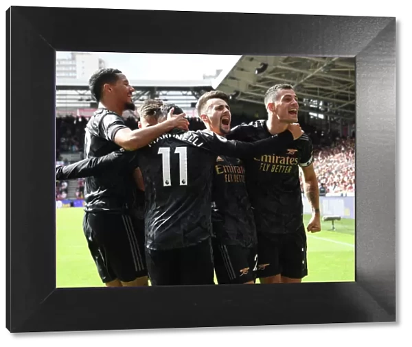 Arsenal's Triumph: Vieira, Xhaka, Martinelli, and Saliba Celebrate 3rd Goal vs. Brentford (2022-23)
