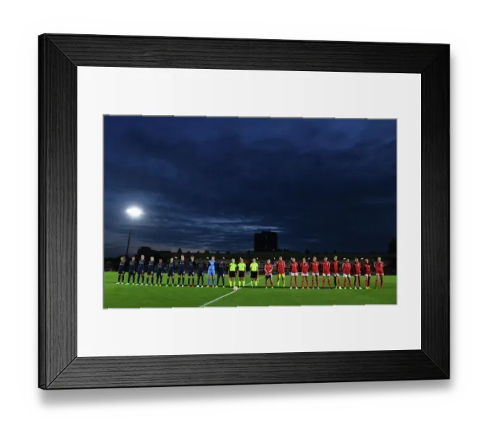 Framed Print : Arsenal vs Ajax: UEFA Women's Champions League Showdown (2022-23) Framed Print : Arsenal vs Ajax: UEFA Women's Champions League Showdown (2022-23)