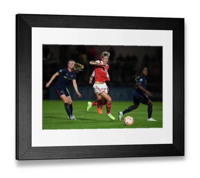 Framed Print : Arsenal Women vs Ajax: UEFA Women's Champions League Second Qualifying Round First Leg Framed Print : Arsenal Women vs Ajax: UEFA Women's Champions League Second Qualifying Round First Leg
