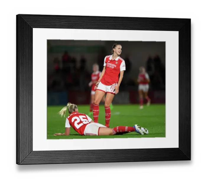 Framed Print : Arsenal vs Ajax: Vivianne Miedema in Action - UEFA Women's Champions League Qualifier Framed Print : Arsenal vs Ajax: Vivianne Miedema in Action - UEFA Women's Champions League Qualifier