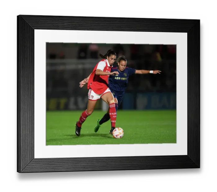 Framed Print : Arsenal vs Ajax: A UEFA Women's Champions League Showdown - September 2022 Framed Print : Arsenal vs Ajax: A UEFA Women's Champions League Showdown - September 2022