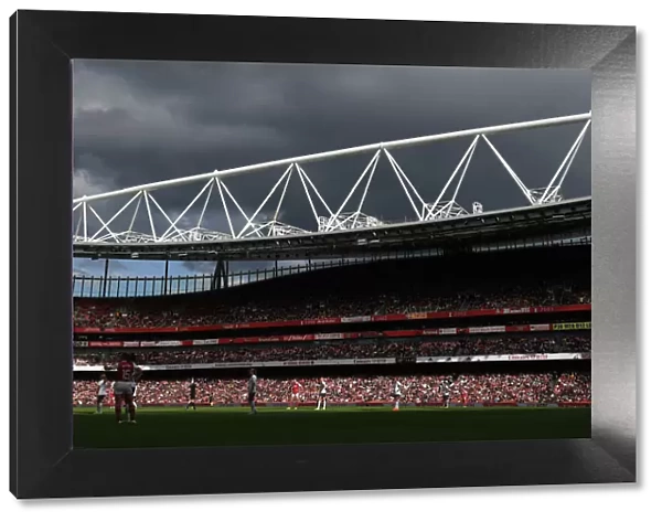 Arsenal vs. Tottenham: Barclays Womens Super League Clash at Emirates Stadium