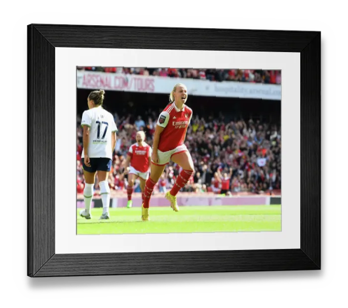 Framed Print : Arsenal's Beth Mead Scores Dramatic Winner in London Derby Against Tottenham Hotspur (FA WSL 2022-23) Framed Print : Arsenal's Beth Mead Scores Dramatic Winner in London Derby Against Tottenham Hotspur (FA WSL 2022-23)