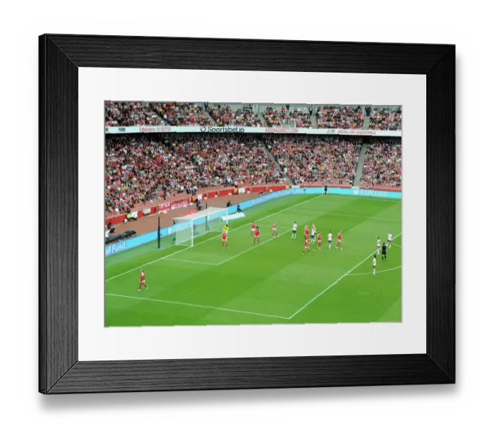 Framed Print : Arsenal Women vs. Tottenham Hotspur Women: Defending a Set Piece in the FA Womens Super League (2022-23)