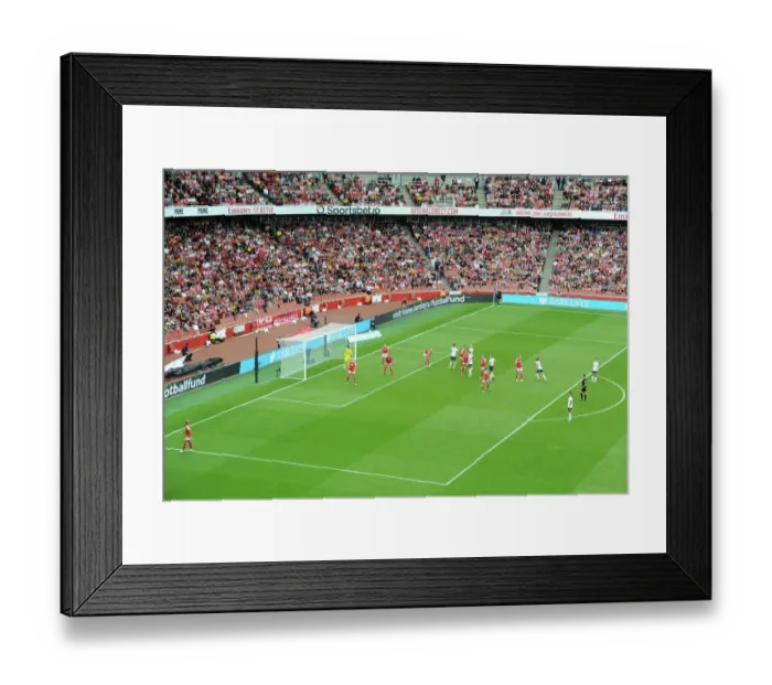 Framed Print : Arsenal Women vs. Tottenham Hotspur Women: Defending a Set Piece in the FA Womens Super League (2022-23)