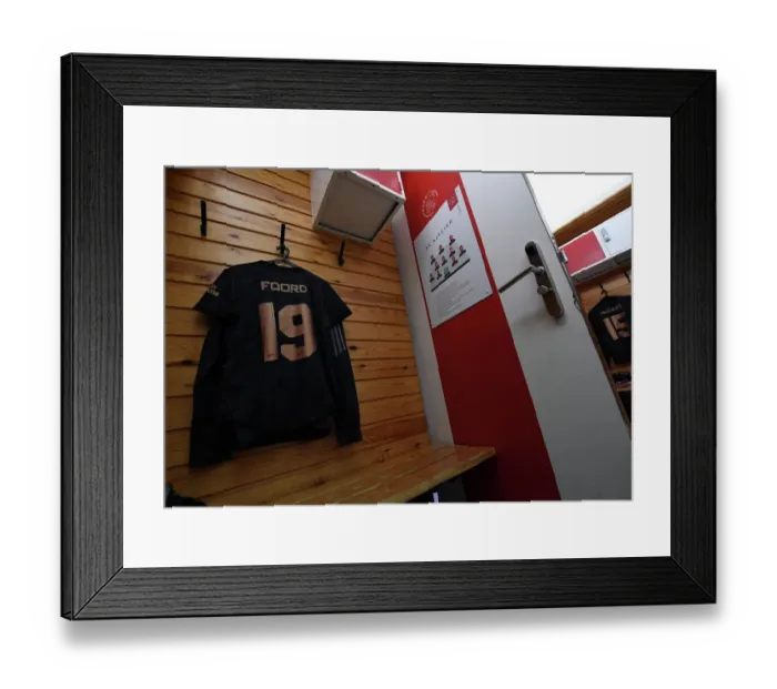 Framed Print : Arsenal Women Prepare for UEFA Champions League Battle Against Ajax Framed Print : Arsenal Women Prepare for UEFA Champions League Battle Against Ajax
