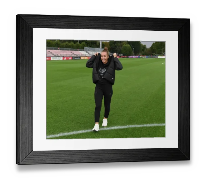 Framed Print : Arsenal's Lia Walti Faces Off Against Ajax in UEFA Women's Champions League Qualifier