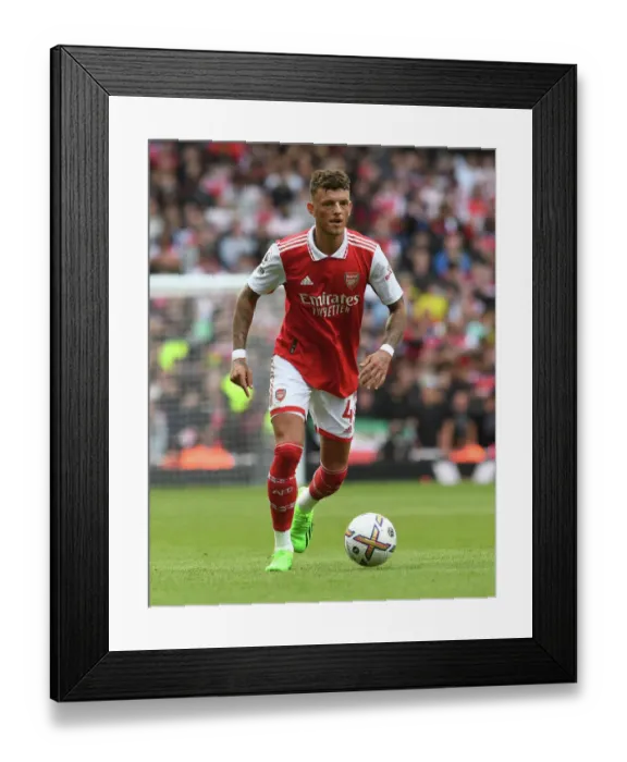 Framed Print : Clash of the Capital Rivals: Arsenal vs. Tottenham in the Premier League (2022-23)