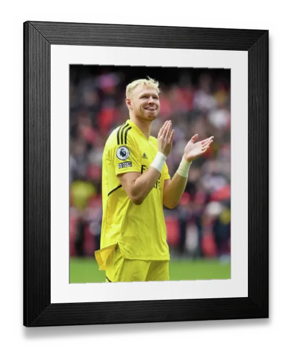 Framed Print : Arsenal's Aaron Ramsdale Celebrates with Fans after Arsenal vs. Tottenham Match, 2022-23 Premier League