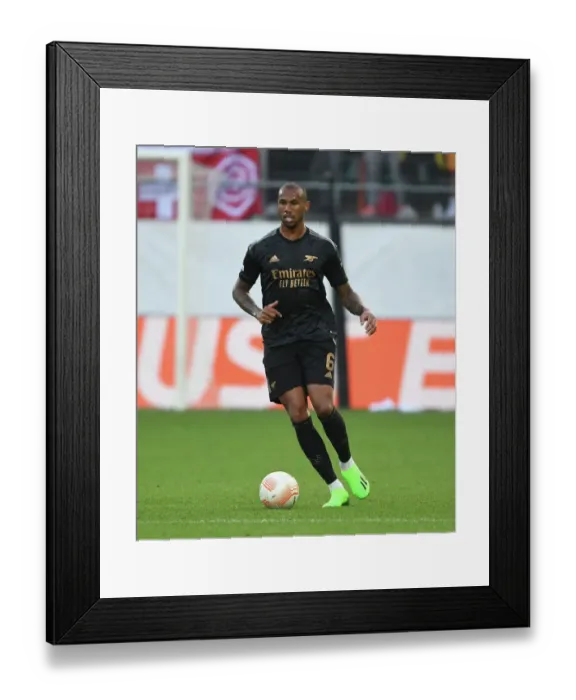 Framed Print : Gabriel in Action: Arsenal vs. FC Zurich in Europa League Framed Print : Gabriel in Action: Arsenal vs. FC Zurich in Europa League