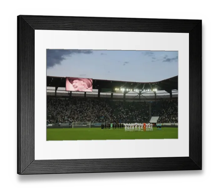 Framed Print : Arsenal Honors Queen Elizabeth with Silence at FC Zurich Europa League Match, 2022-23