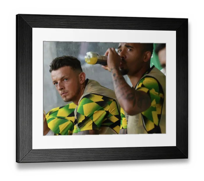 Framed Print : Arsenal's Ben White Stares Down FC Zurich in Europa League Showdown Framed Print : Arsenal's Ben White Stares Down FC Zurich in Europa League Showdown