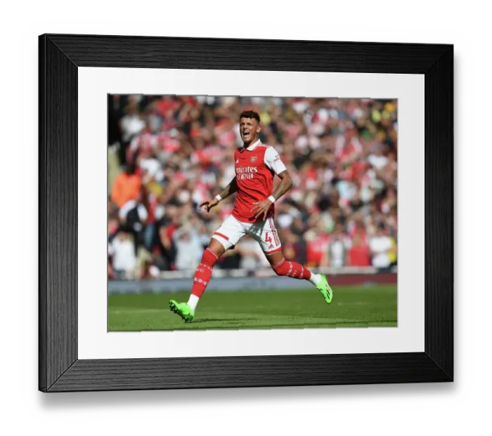 Framed Print : Arsenal's Ben White Faces Off Against Tottenham in the 2022-23 Premier League Clash Framed Print : Arsenal's Ben White Faces Off Against Tottenham in the 2022-23 Premier League Clash