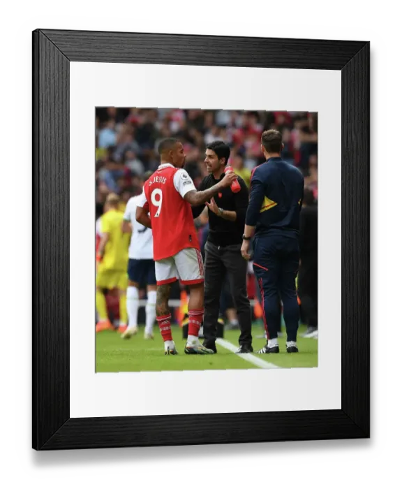 Framed Print : Arsenal Manager Mikel Arteta Conferencing with Gabriel Jesus Amidst Arsenal v Tottenham Rivalry (2022-23)