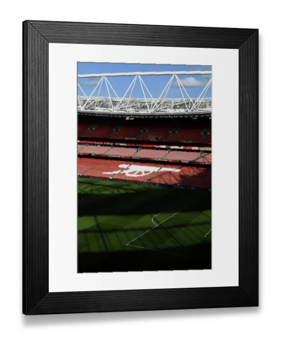 Framed Print : Arsenal FC v FK Bodo / Glimt: Group A - UEFA Europa League