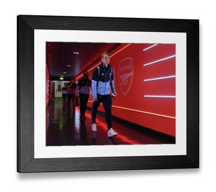 Framed Print : Arsenal's Martin Odegaard Prepares for Europa League Clash Against FK Bodo / Glimt