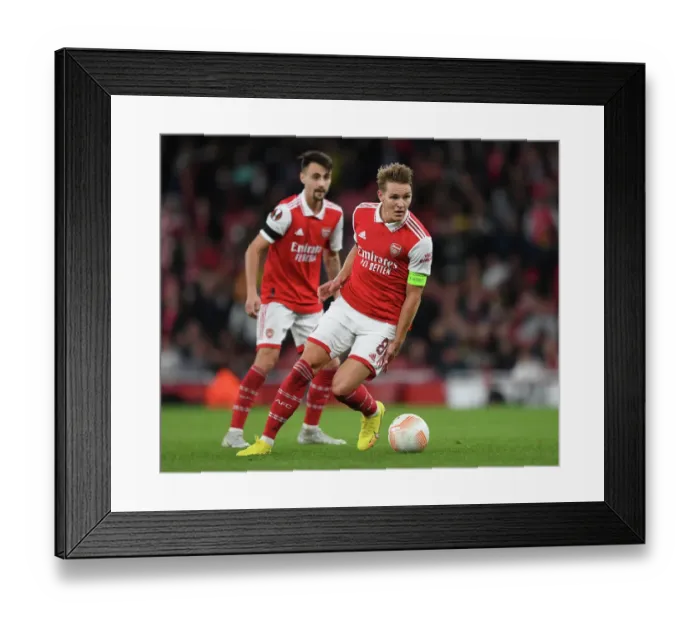 Framed Print : Martin Odegaard Shines: Arsenal's Europa League Victory over FK Bodo / Glimt
