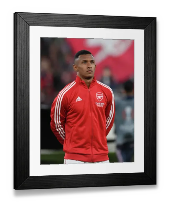Framed Print : Marquinhos Prepares: Arsenal's Determination Against FK Bodo / Glimt in Europa League