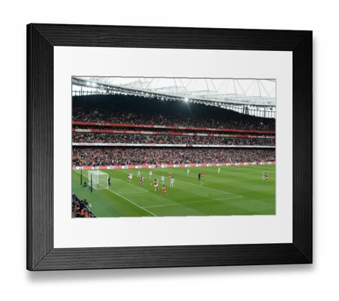 Framed Print : Premier League Showdown: Arsenal vs. Liverpool at Emirates Stadium, October 2022