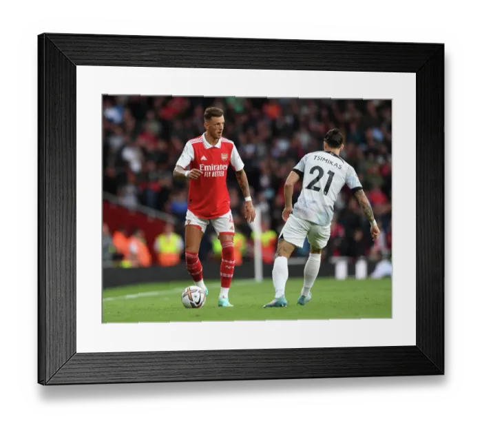 Framed Print : Arsenal vs. Liverpool: October Showdown at the Emirates (2022-23)