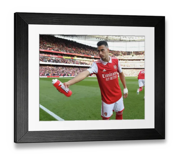 Framed Print : Gabriel Martinelli's Unwavering Determination: Arsenal's Star Forward Gears Up for Arsenal vs. Liverpool (2022-23) Framed Print : Gabriel Martinelli's Unwavering Determination: Arsenal's Star Forward Gears Up for Arsenal vs. Liverpool (2022-23)